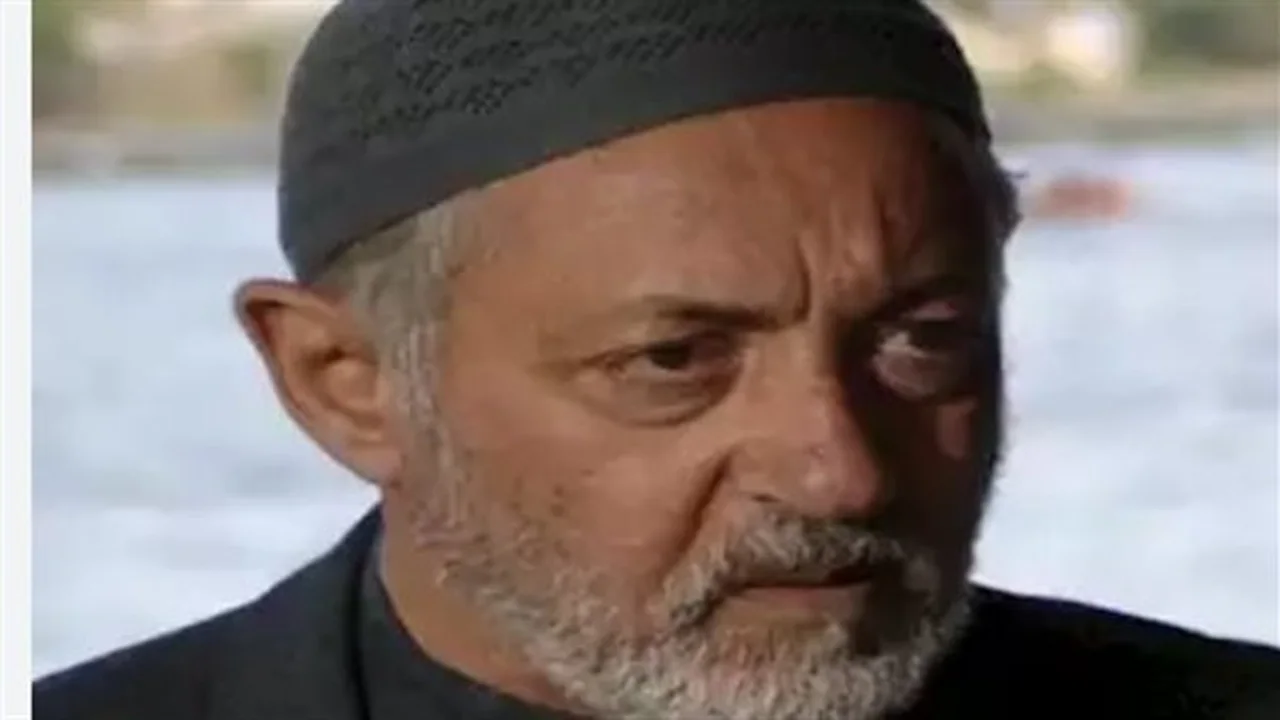 كيف تقمص عبد العزيز مخيون شخصية محمد عبد الوهاب بمهارة مذهلة؟